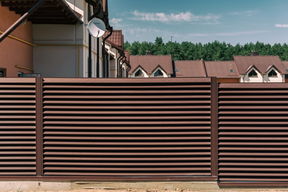 Металлический забор еврожалюзи Royal