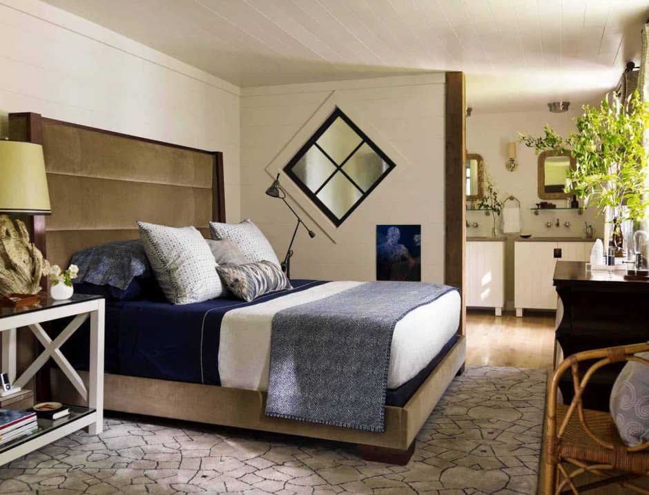 Окно в стене между комнатами