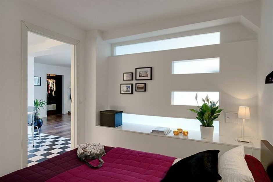 Окно в перегородке между комнатами