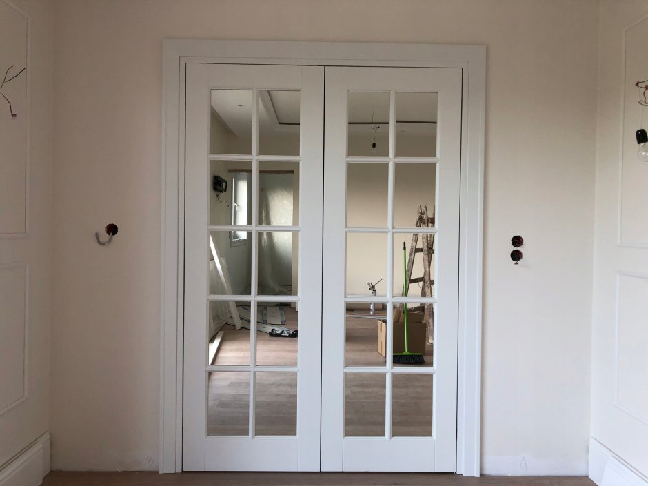 Двери Ланда венге со стеклом