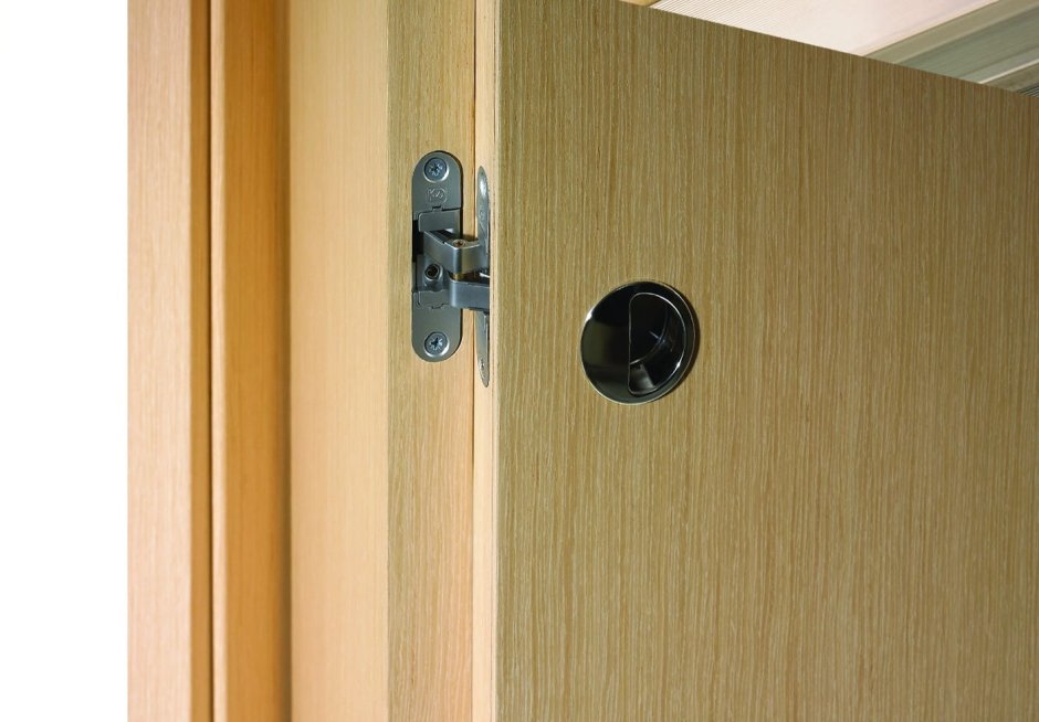 Дверь с притвором межкомнатная