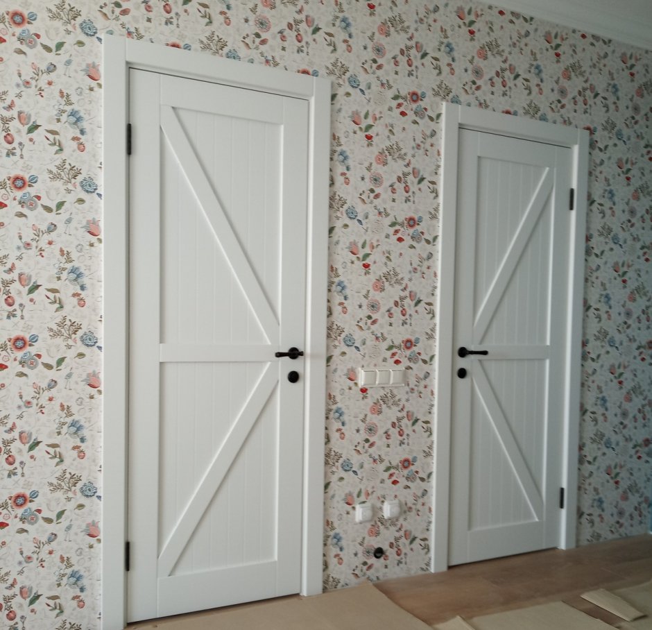 Двери в стиле Кантри