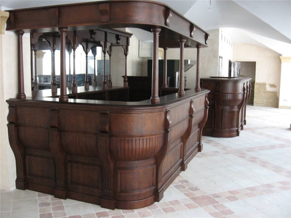 Ресепшн из дерева для кафе