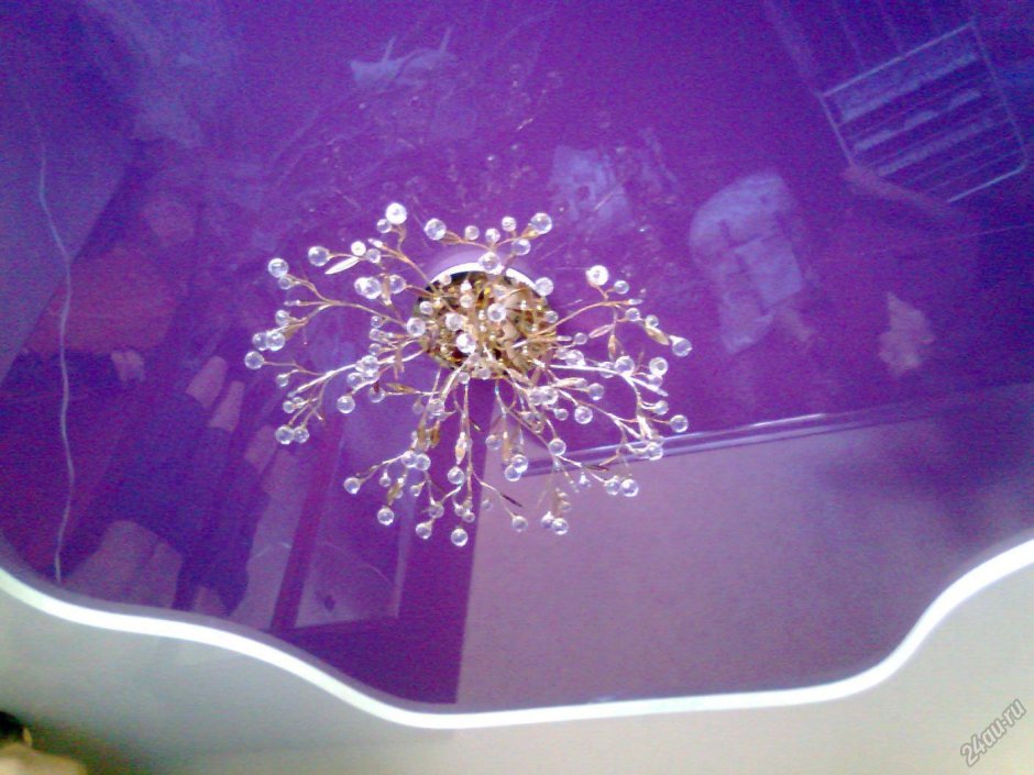 Натяжные потолки фиолетового цвета