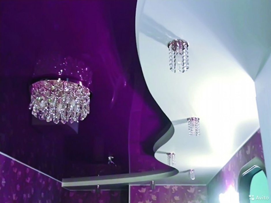 Фиолетовый натяжной потолок