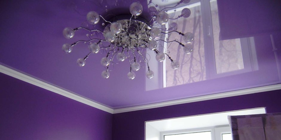 Потолки с сиреневым оттенком