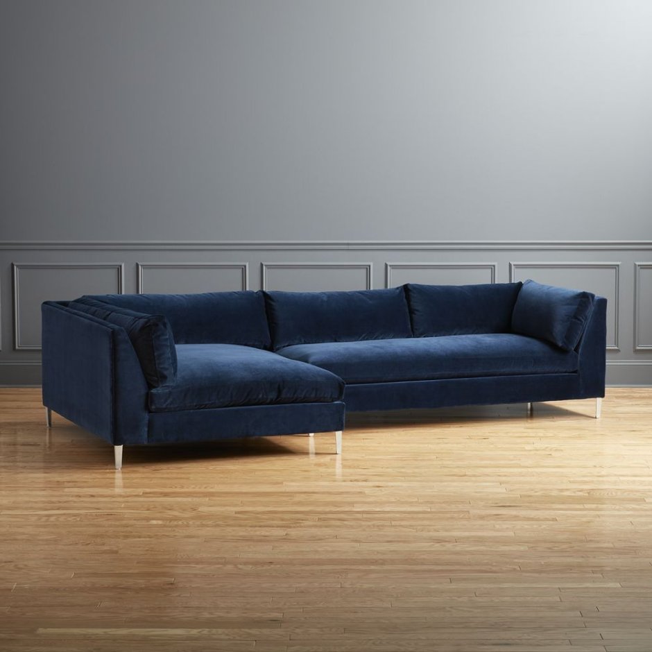 Синий бархатный диван