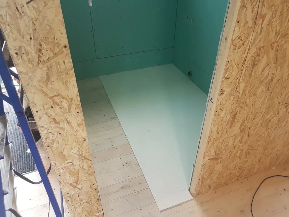 Гидроизоляция ванной в каркасном доме