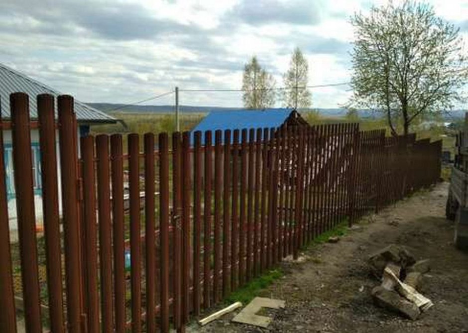 Забор из евроштакетника 20 метров