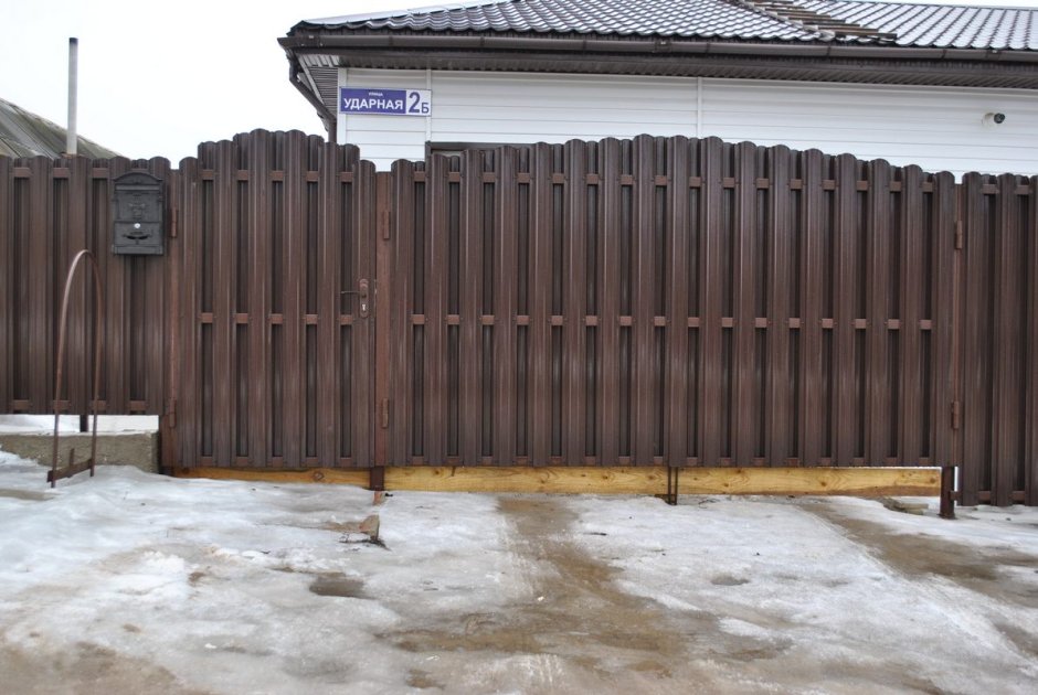 Евроштакетник ворота с калиткой