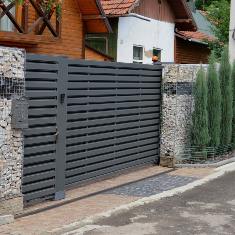 Мехбуд заборы