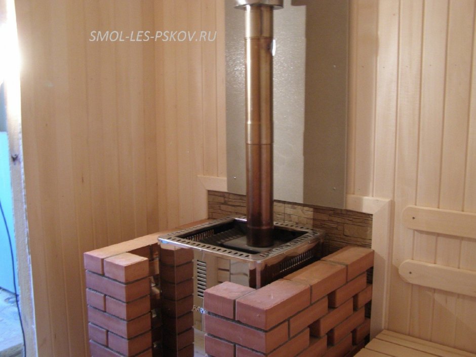 Отделка железной печи в бане