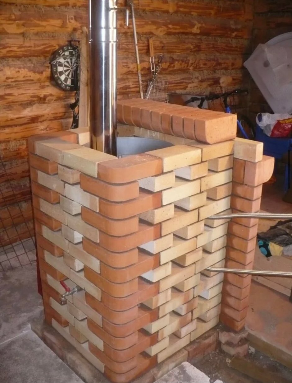 Банная печь обложенная кирпичом