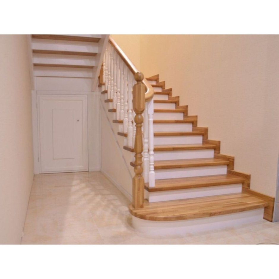 Деревянные ступеньки