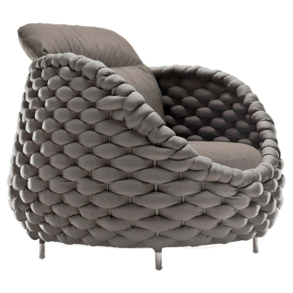 Плетеное дизайнерское кресло