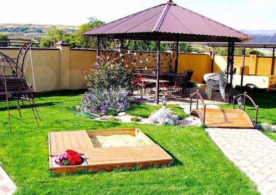 Зона отдыха на участке