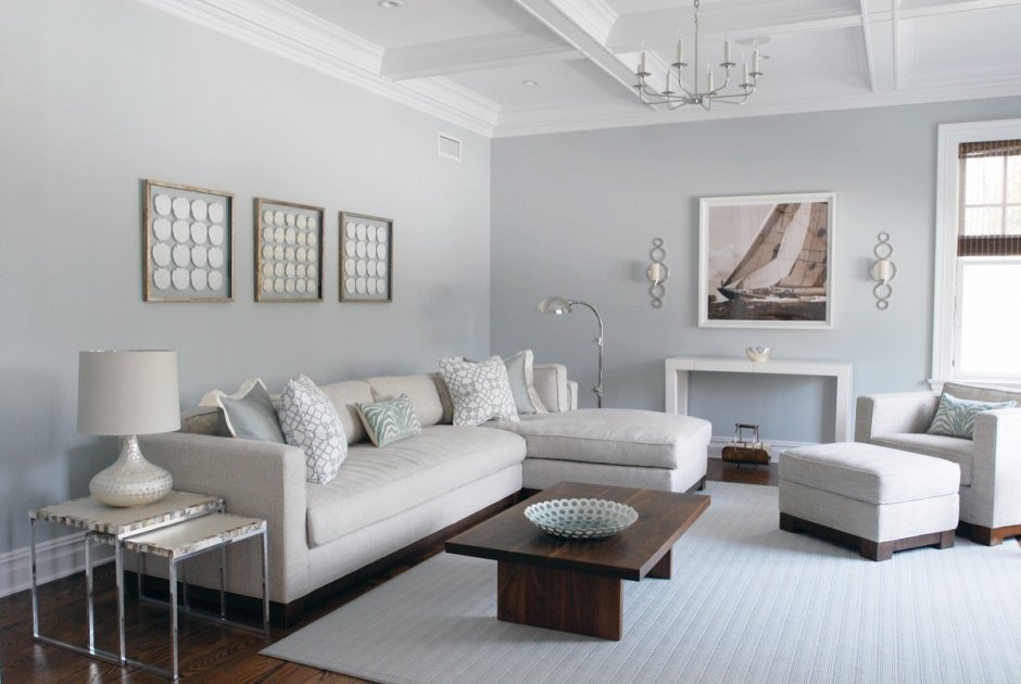 Светлые крашеные стены в интерьере