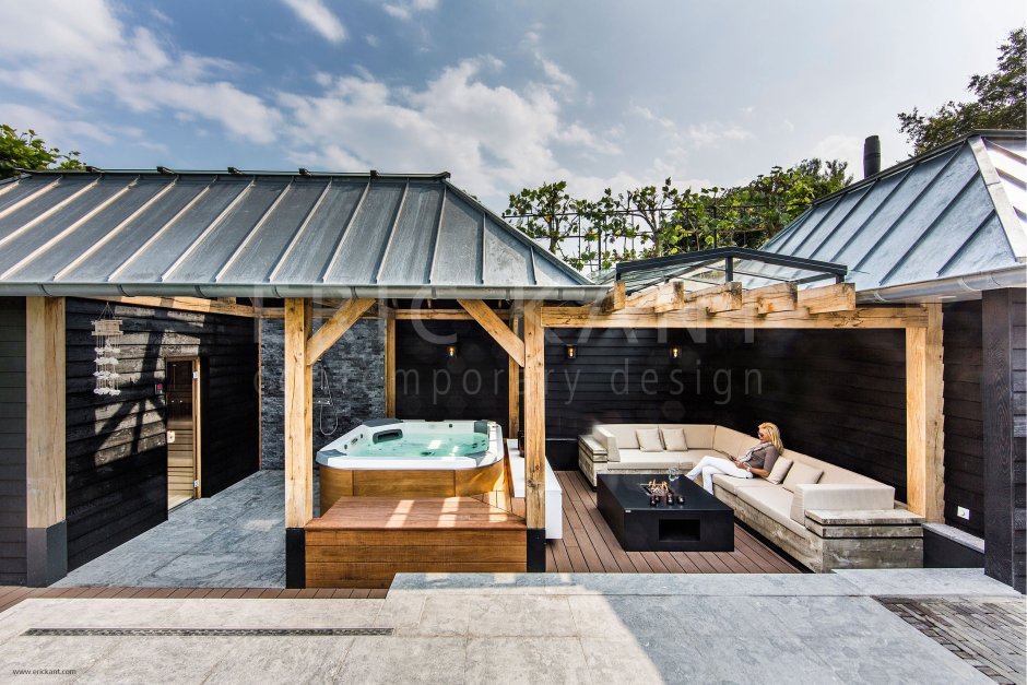 Терраса на крыше гаража