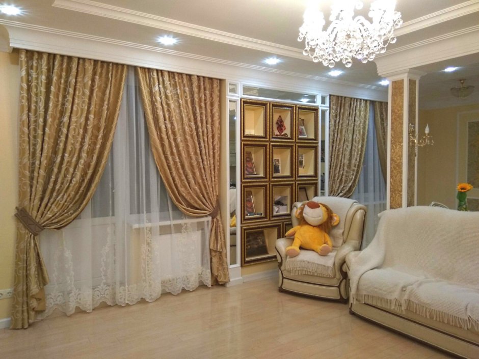 Карниз для штор в гостиную