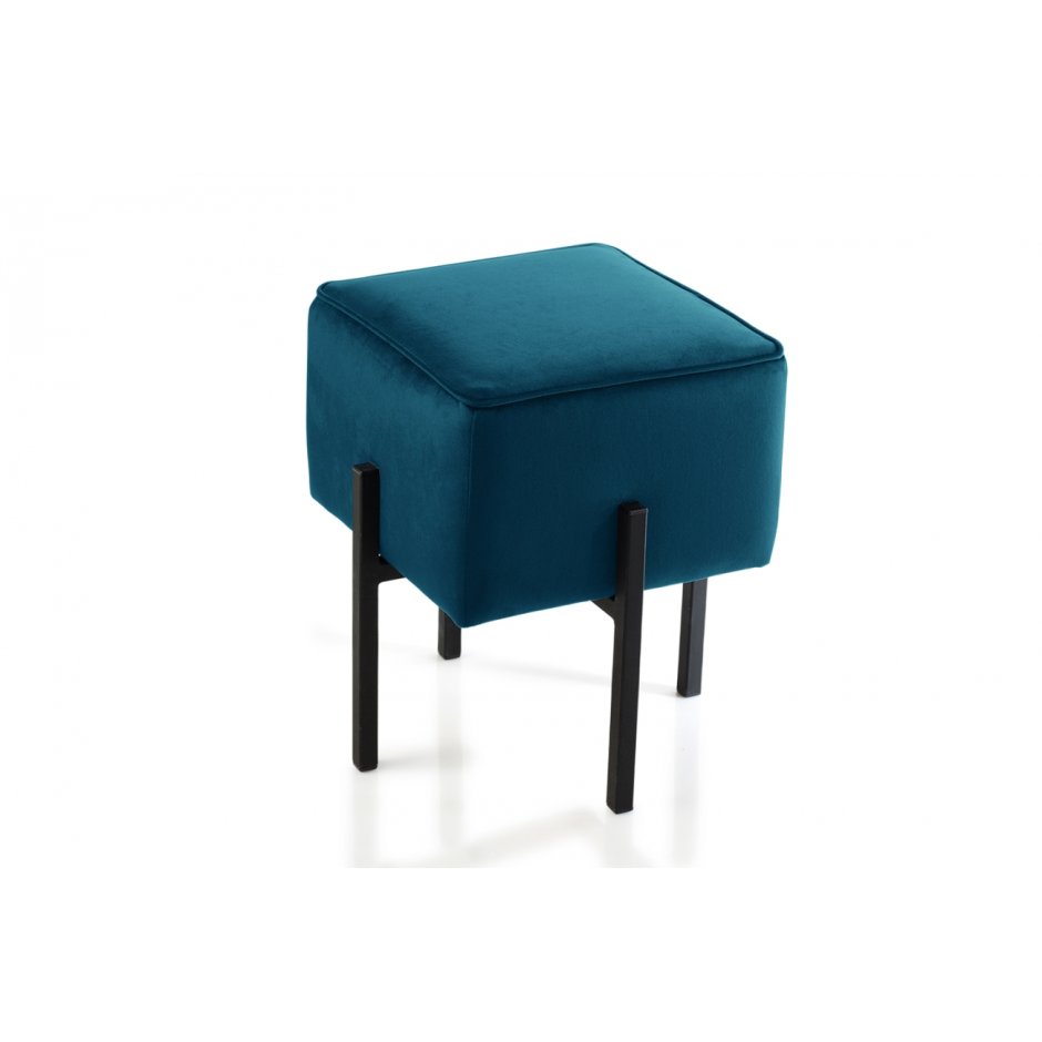 Пуф на металлических ножках