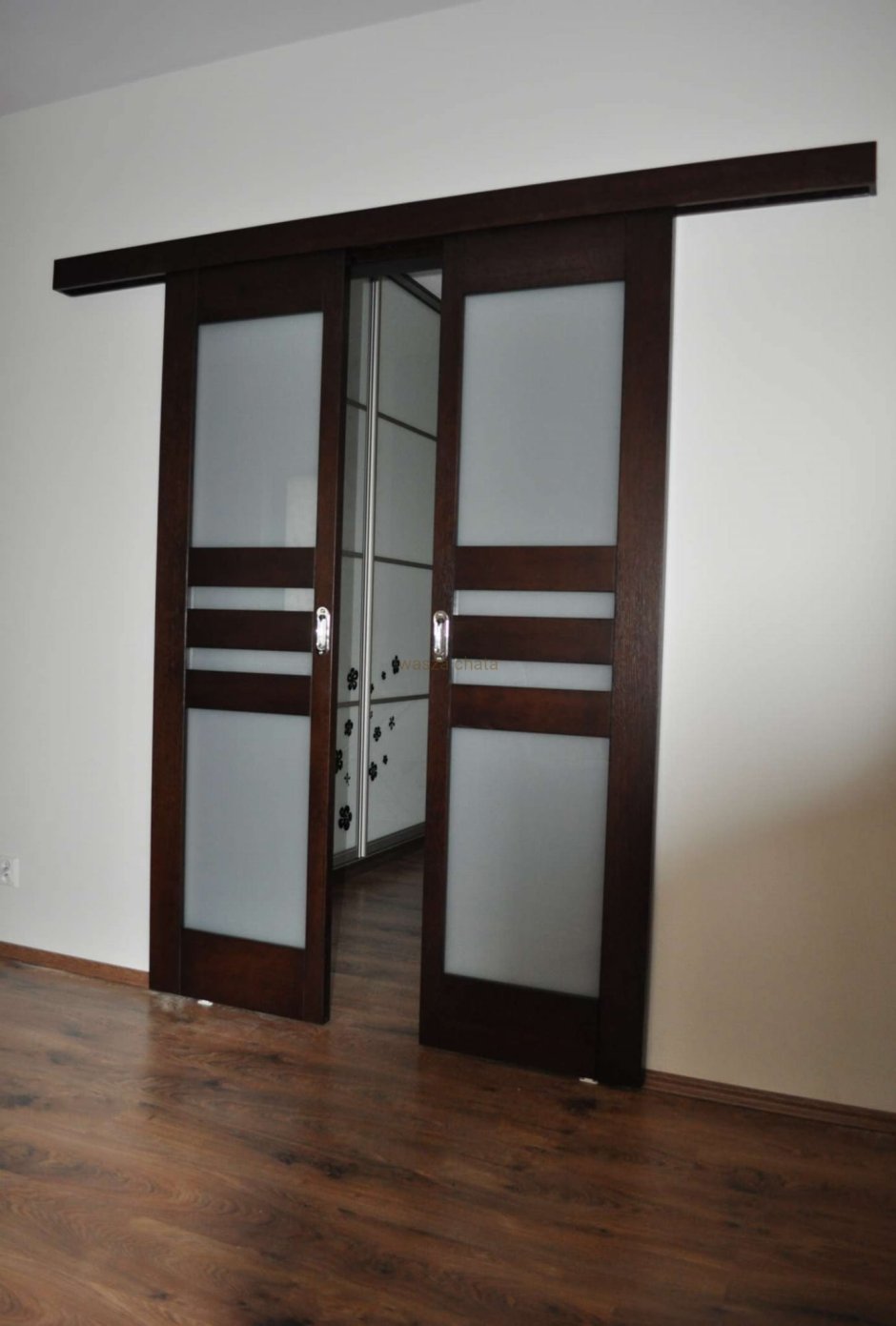 Сдвижная межкомнатная дверь проем 80