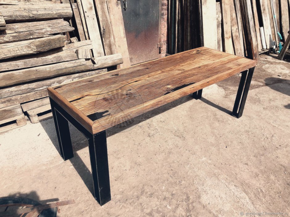 Стол из досок лофт
