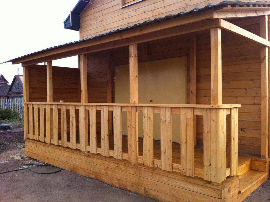 Баня с верандой