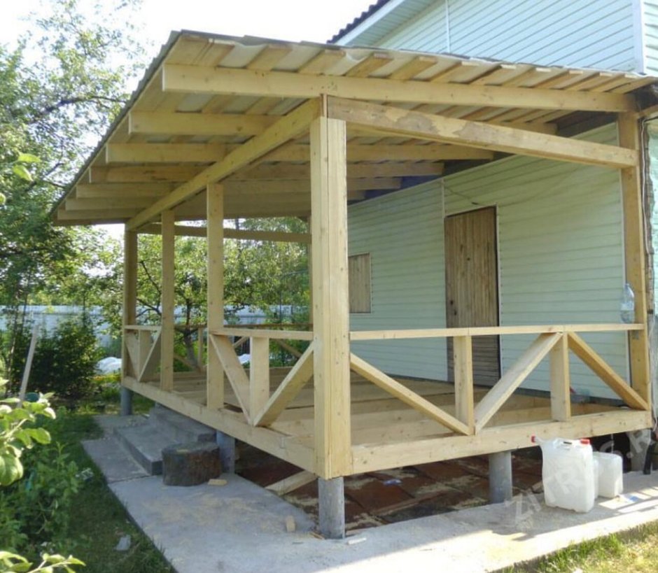 Односкатная каркасная веранда