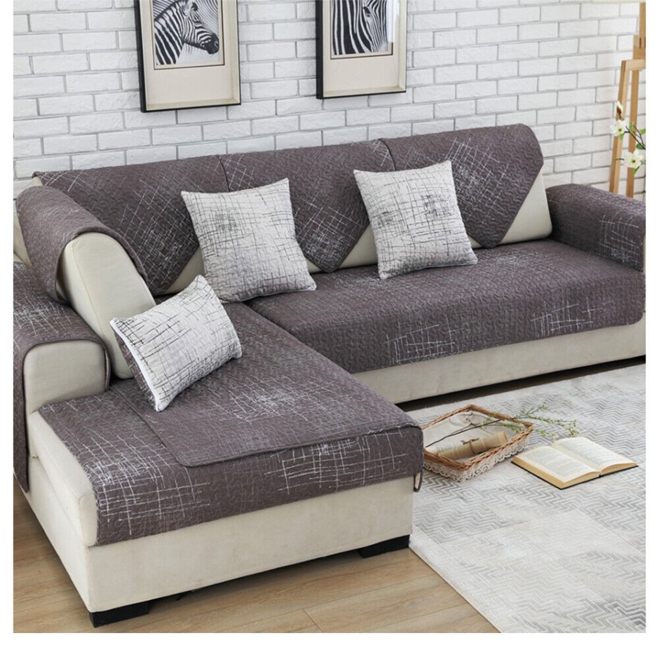 Серый диван