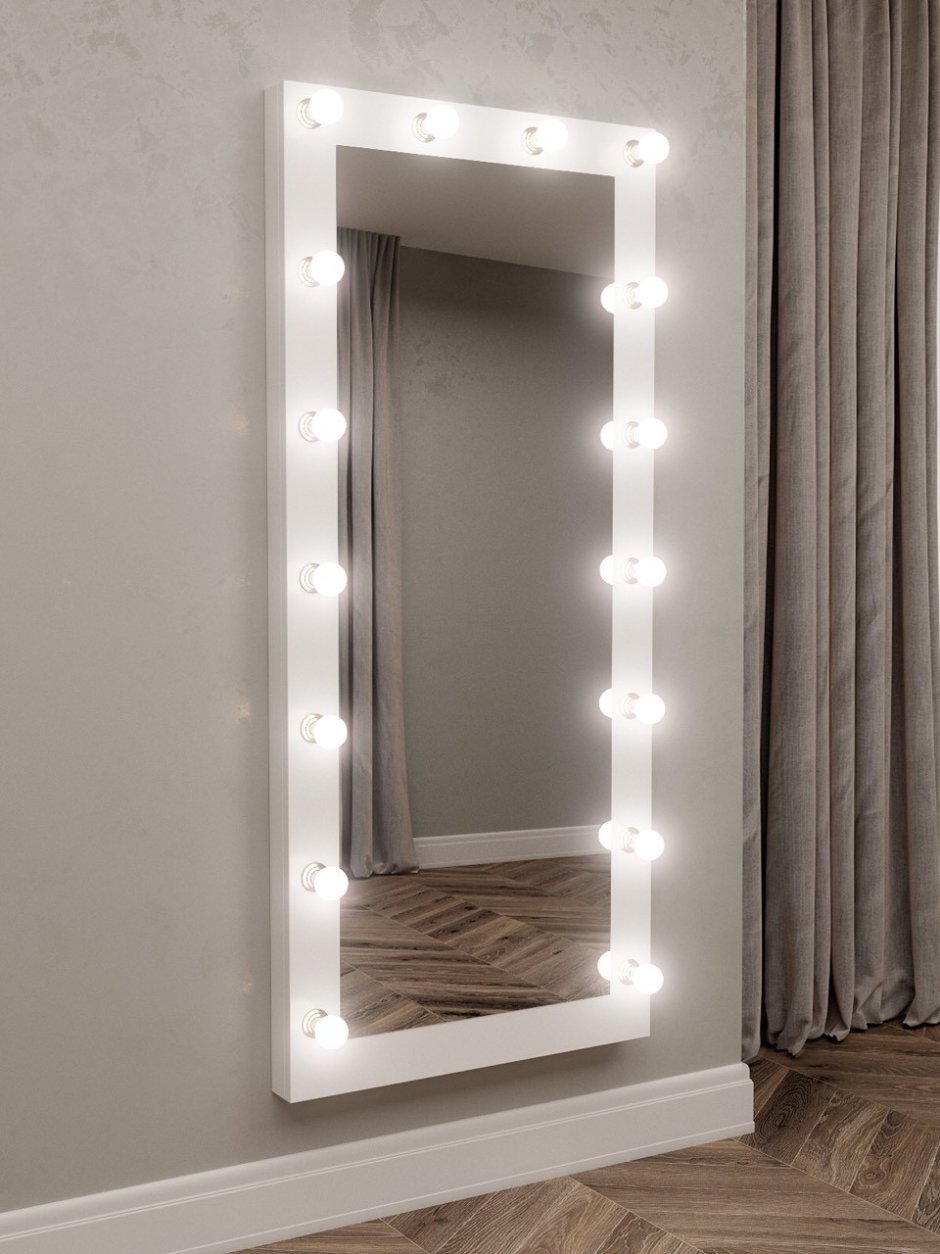 Гримерное зеркало 40х40