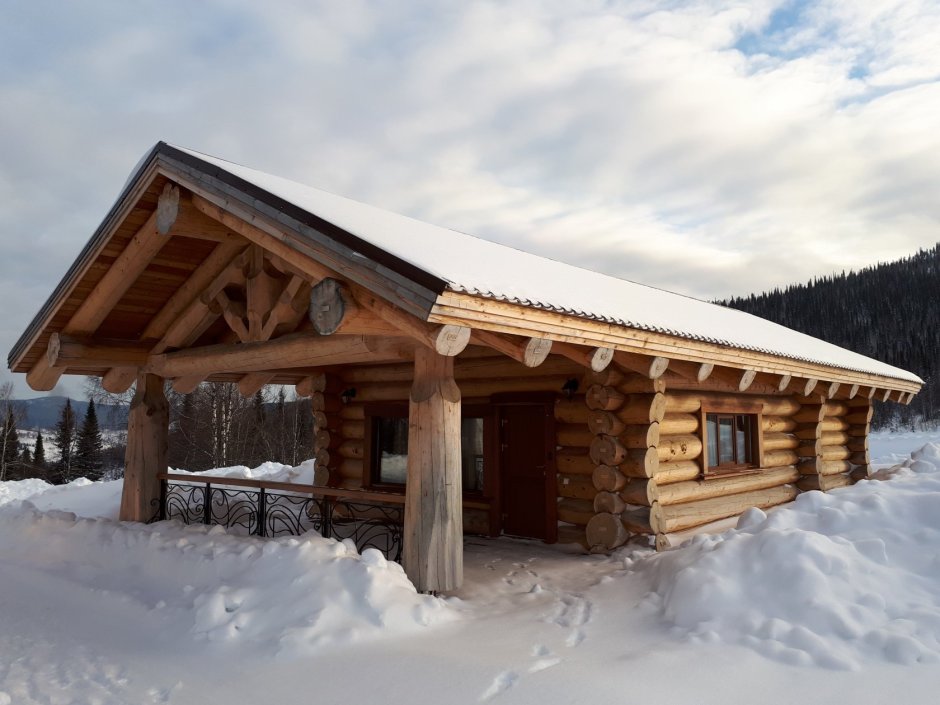 Баня из рубленного бревна