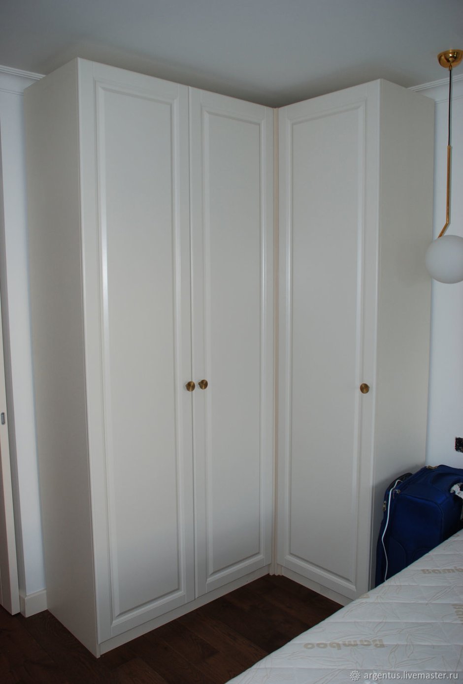 Шкаф МДФ шириной 2200 распашной