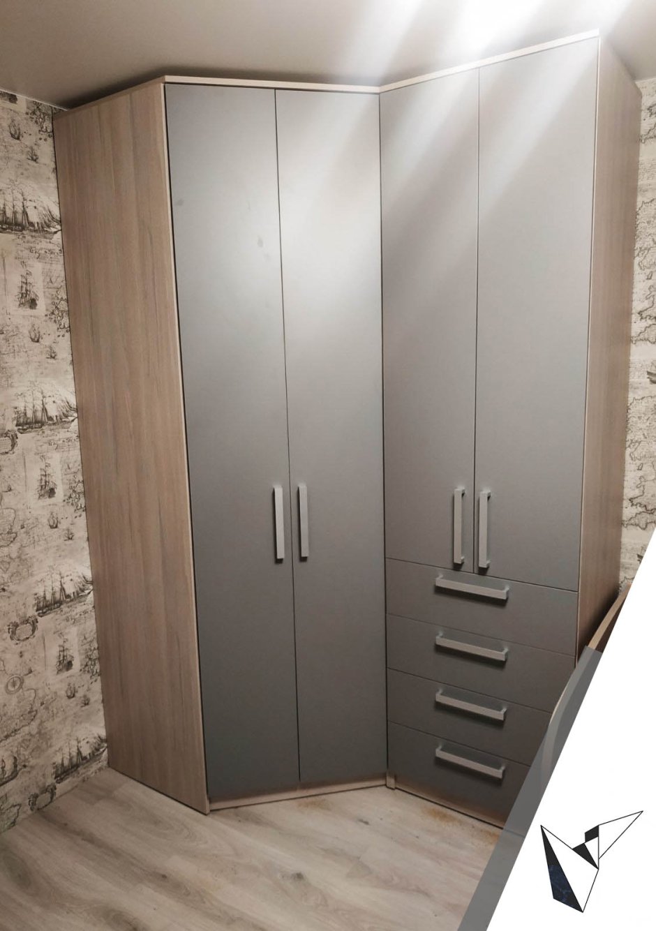 Распашной шкаф Эггер Арктик серый