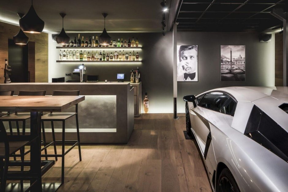 Мужской стильный гараж