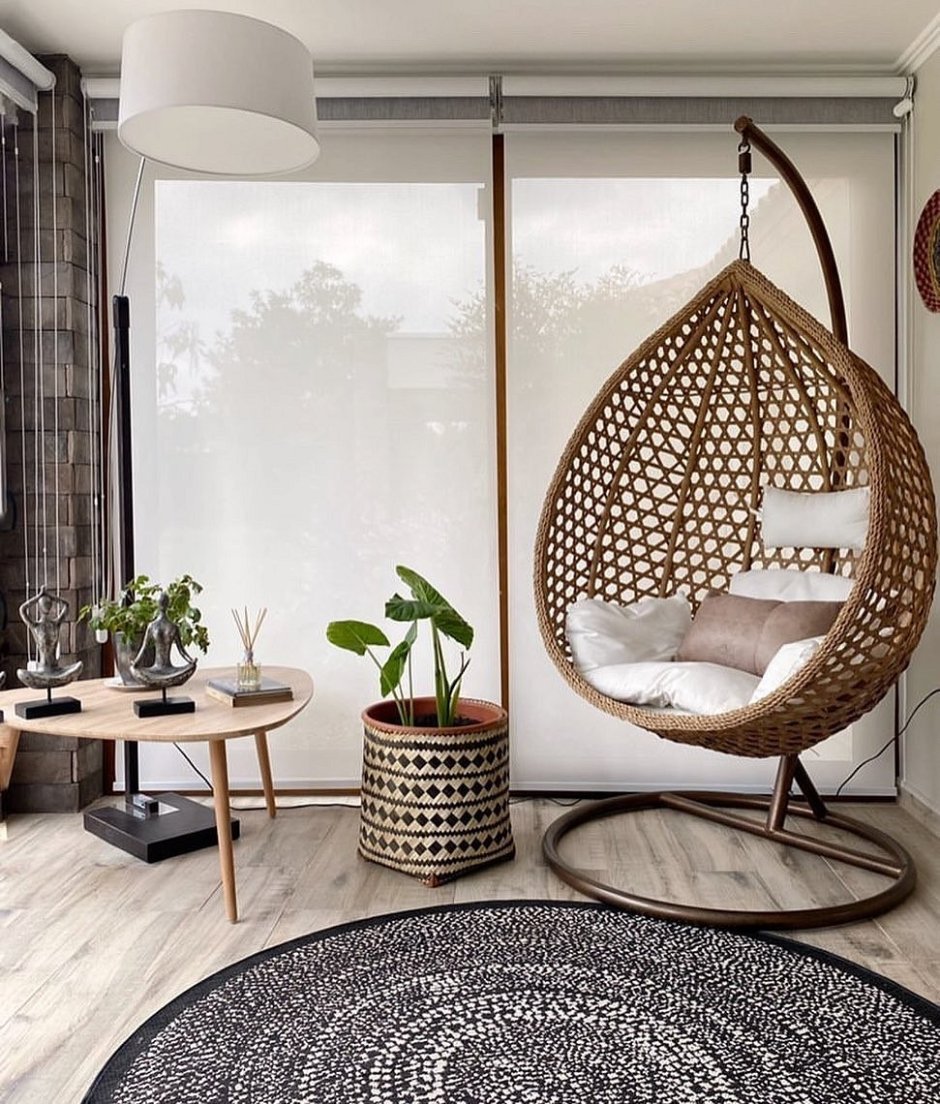 Плетеное кресло кокон