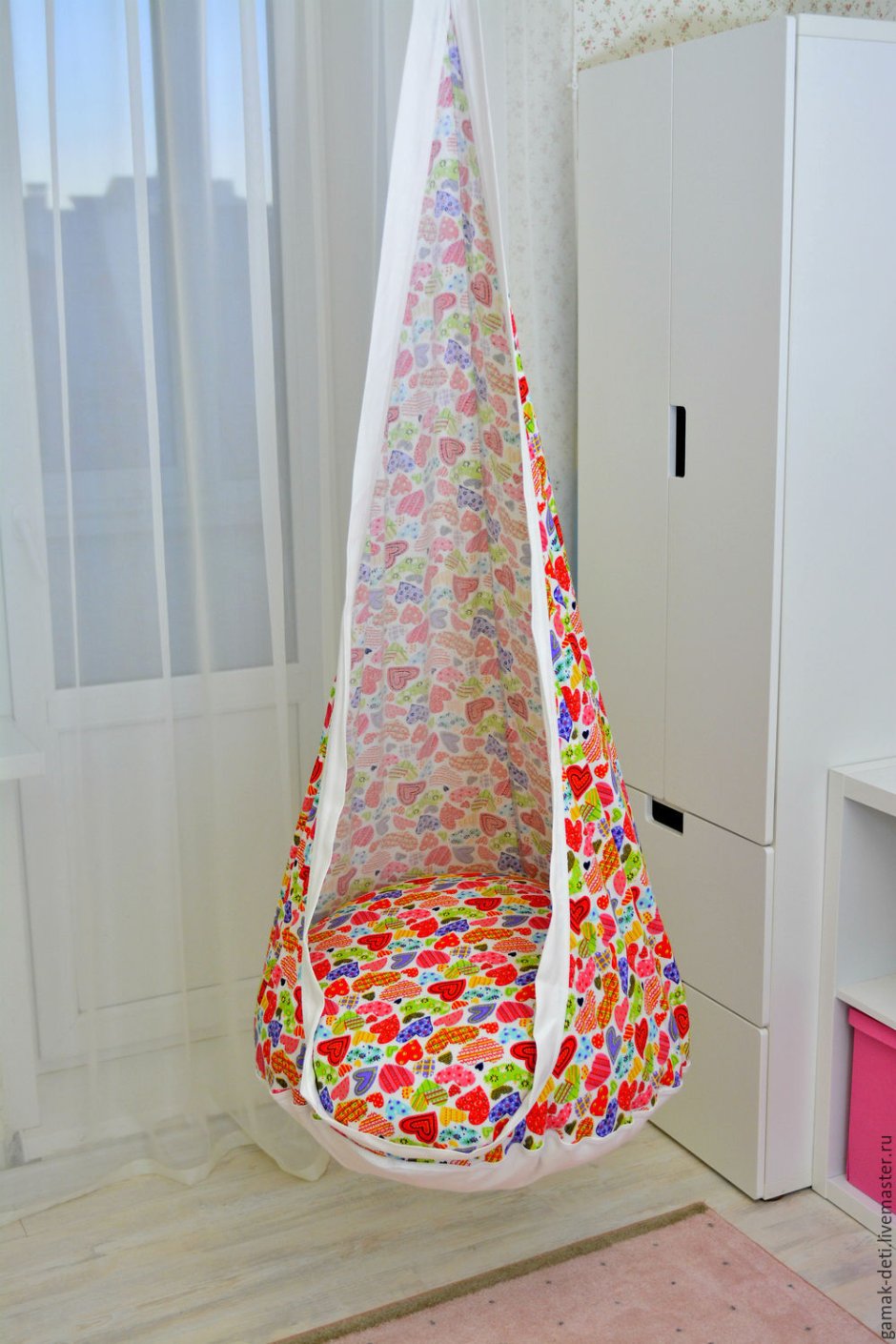 Качели из ткани подвесные