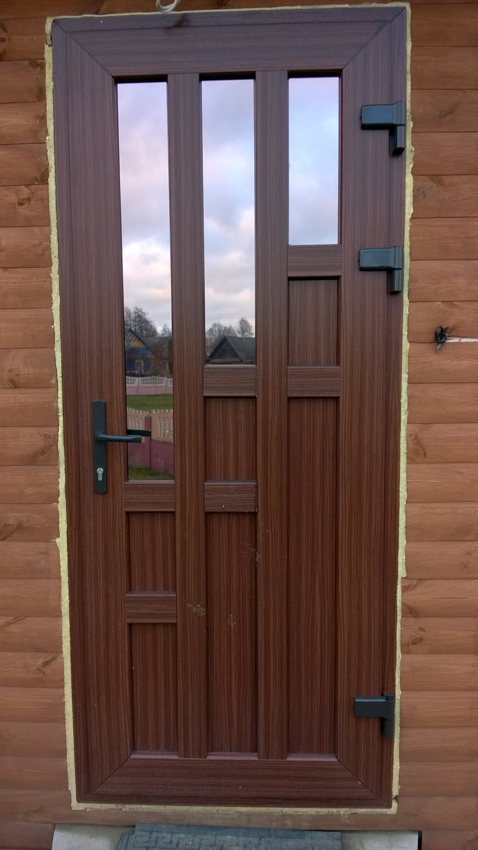 Двери ПВХ входные готовые 2100х850