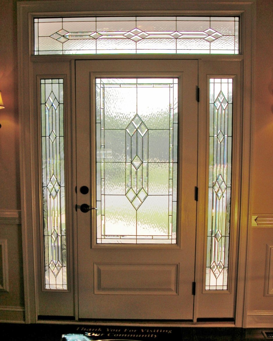 Пластиковые витражи с дверью