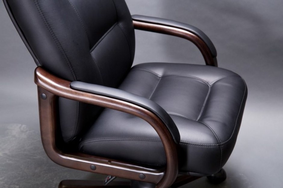 Кресло руководителя кожаное Boston-21 Summon