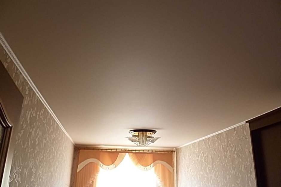 Матовый натяжной потолок