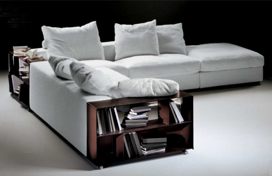 Диван с полками в спинке