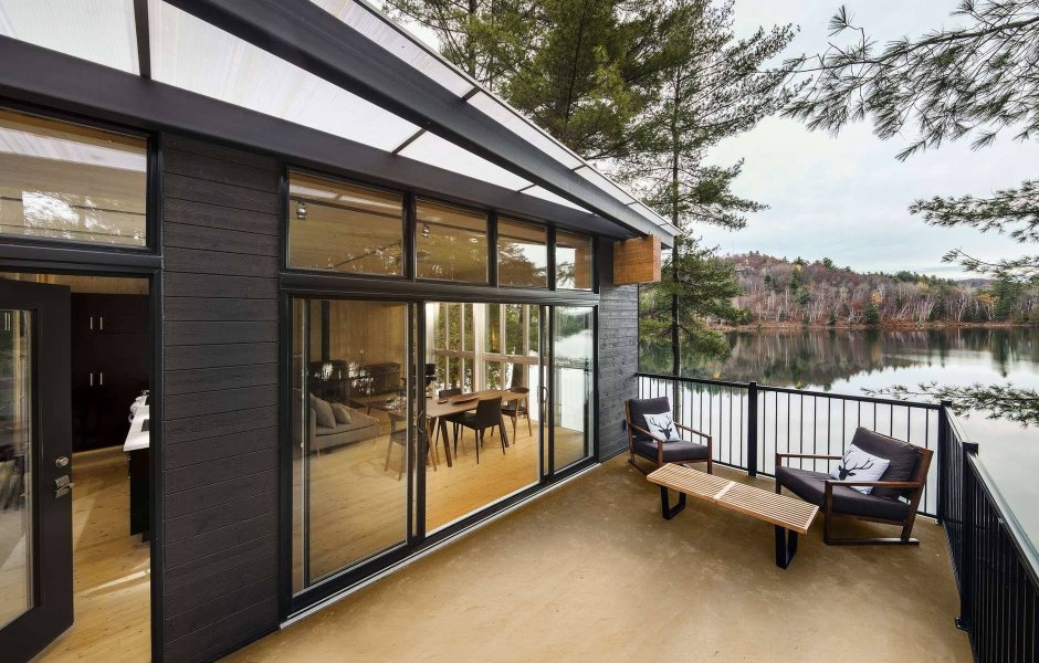 Веранда с панорамными окнами