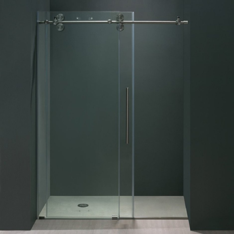Glass Sliding Shower Door. Стеклянная раздвижная дверь в душе