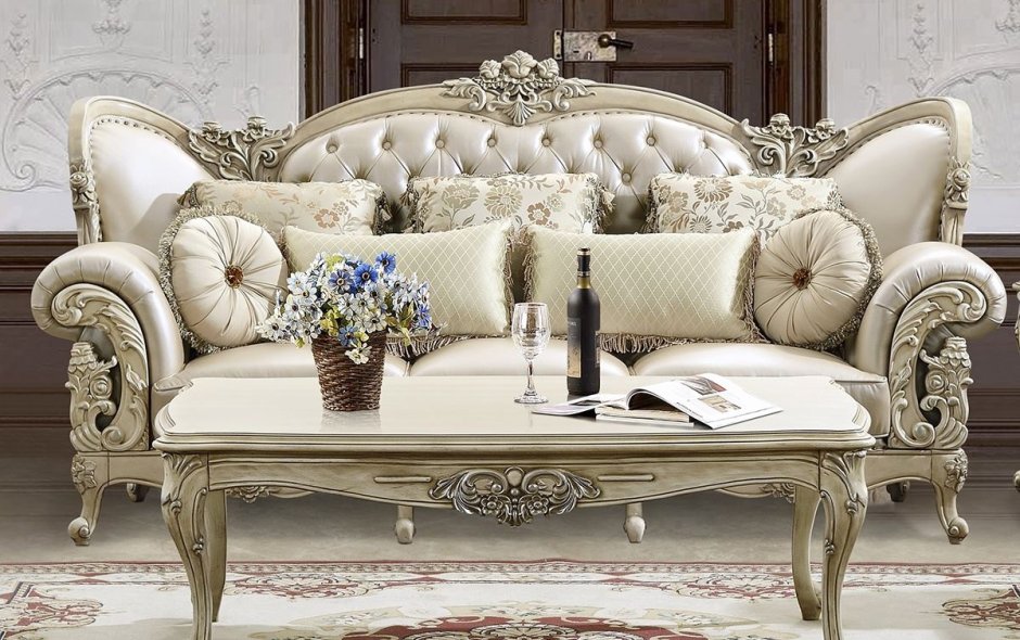 Диван в классическом стиле