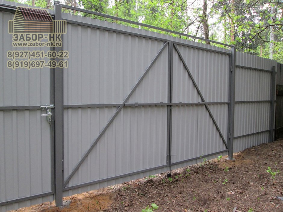 Ворота распашные из профильной трубы 40 20