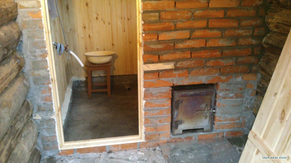 Перегородка в бане из кирпича
