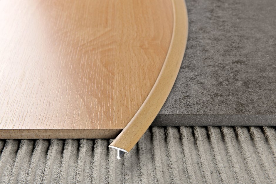 Гибкий стыковочный профиль