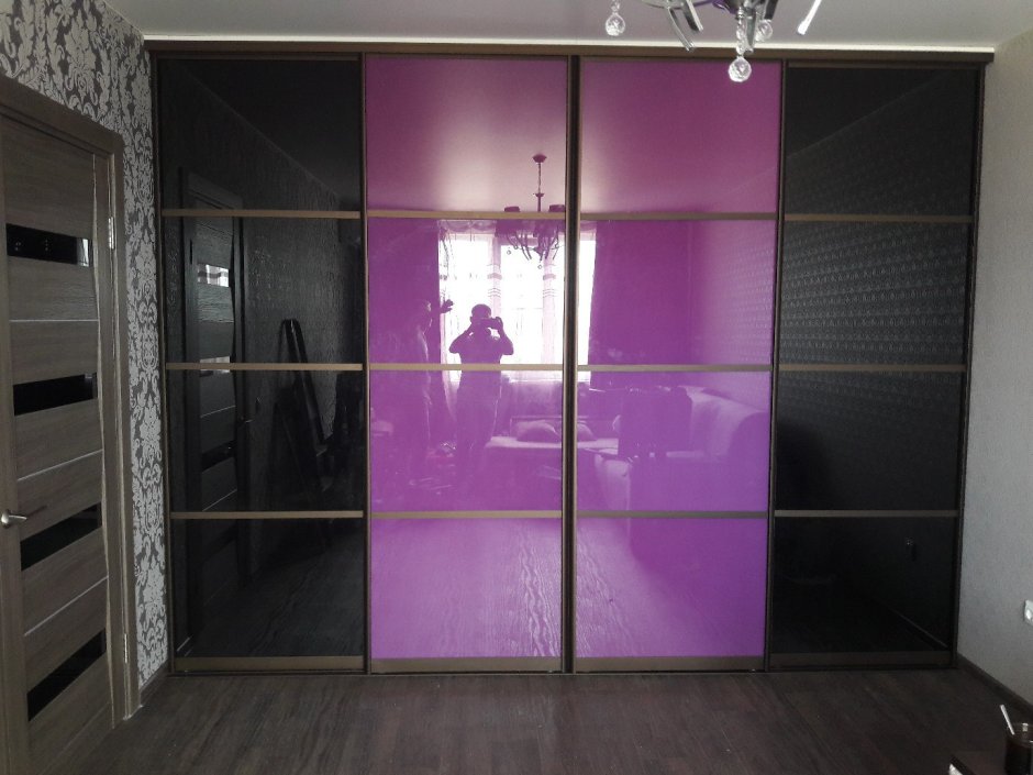 Шкаф купе лакобель и зеркало 4 двери