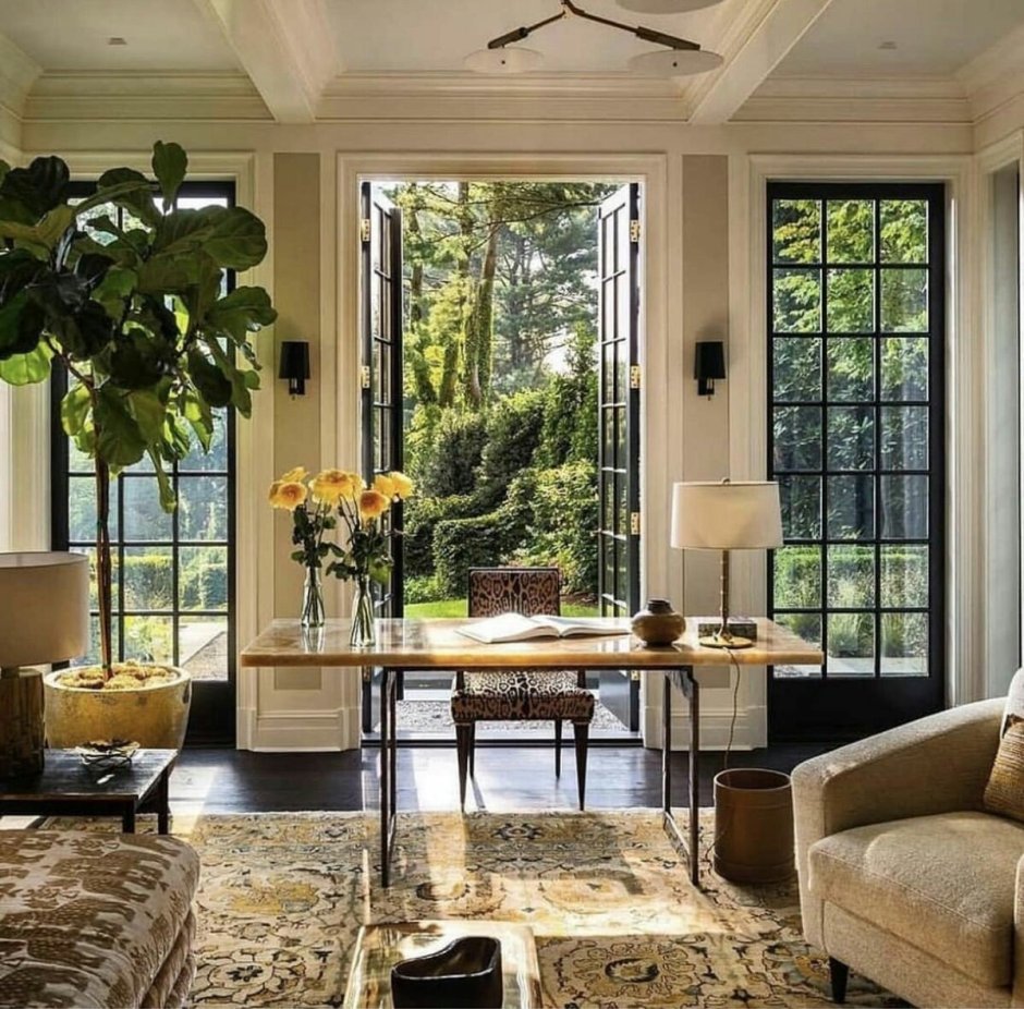 Гостиная с выходом на веранду