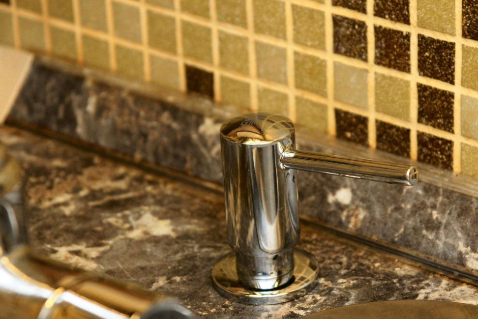 Дозатор для жидкого мыла Grohe Contemporary 40536000